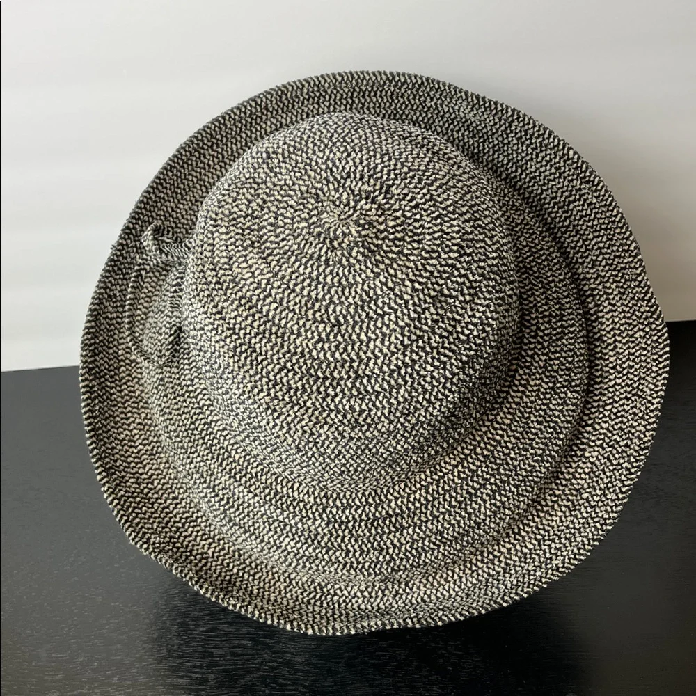 Eric Javits Chenille Roll Brim Water Repellent Packable Hat - Picture 5 of 8